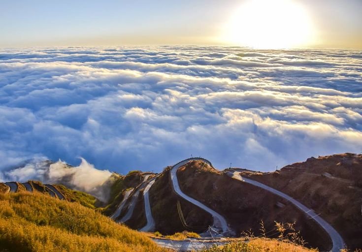 Thambi Viewpoint Sunrise
